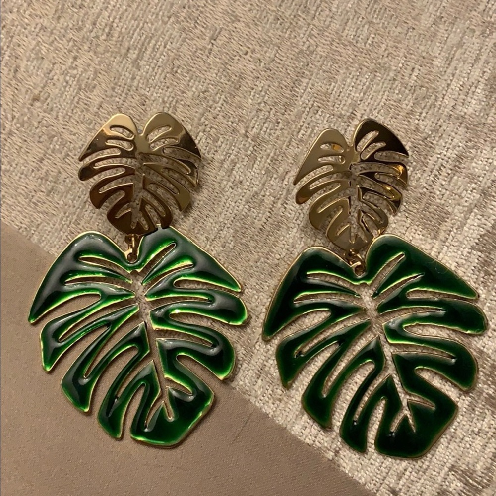 Monstera Drop Earrings - Picture 2 of 3